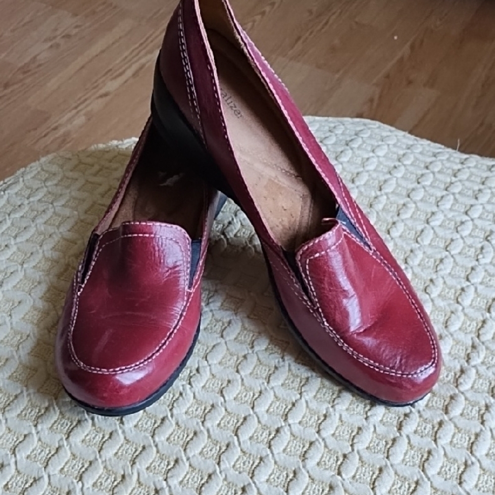 Naturalizer Red Leather Shoe 11 N
